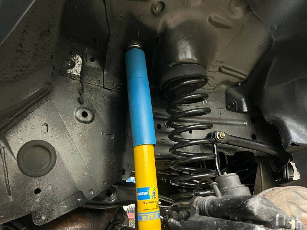 2004 Jeep Grand Cherokee 34