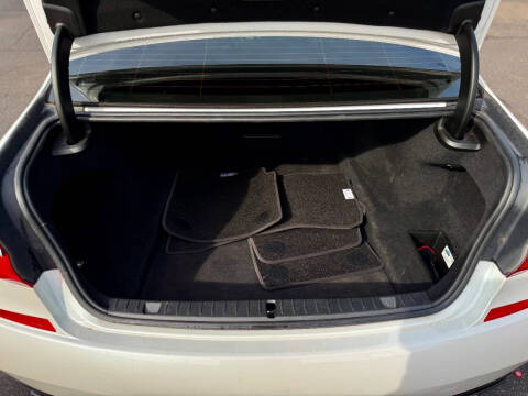 2017 BMW 7 Series 740i