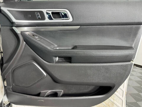 2014 Ford Explorer Sport