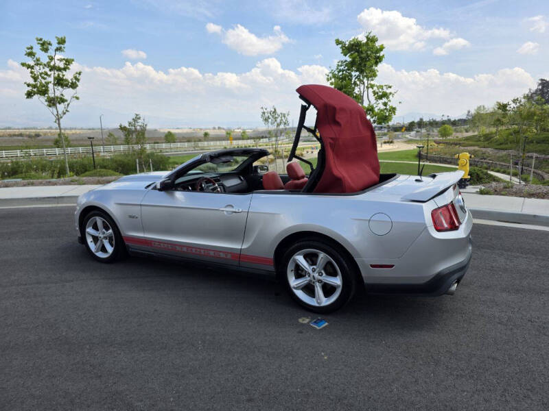 2011 Ford Mustang GT Premium