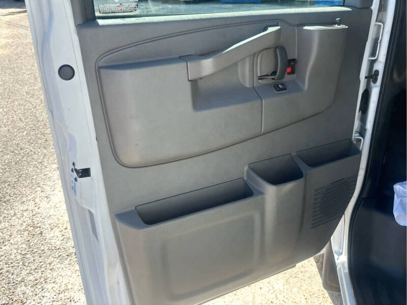 2020 Chevrolet Express 3500