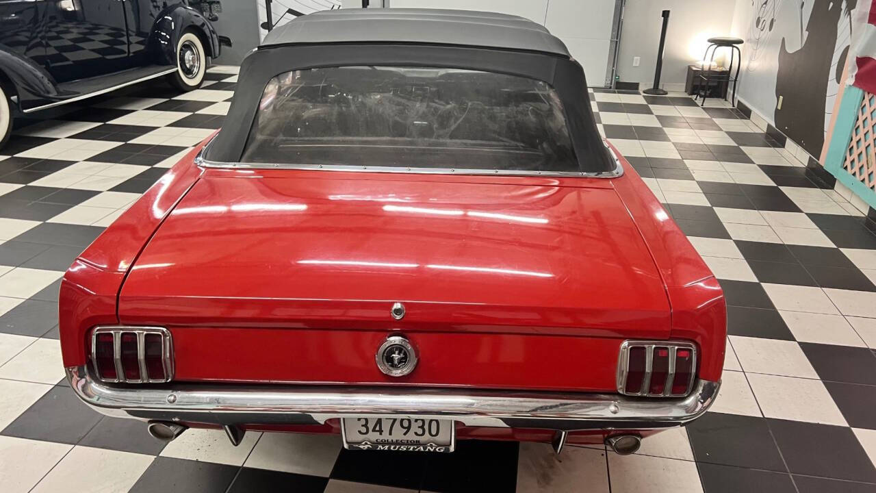 1965 Ford Mustang 17