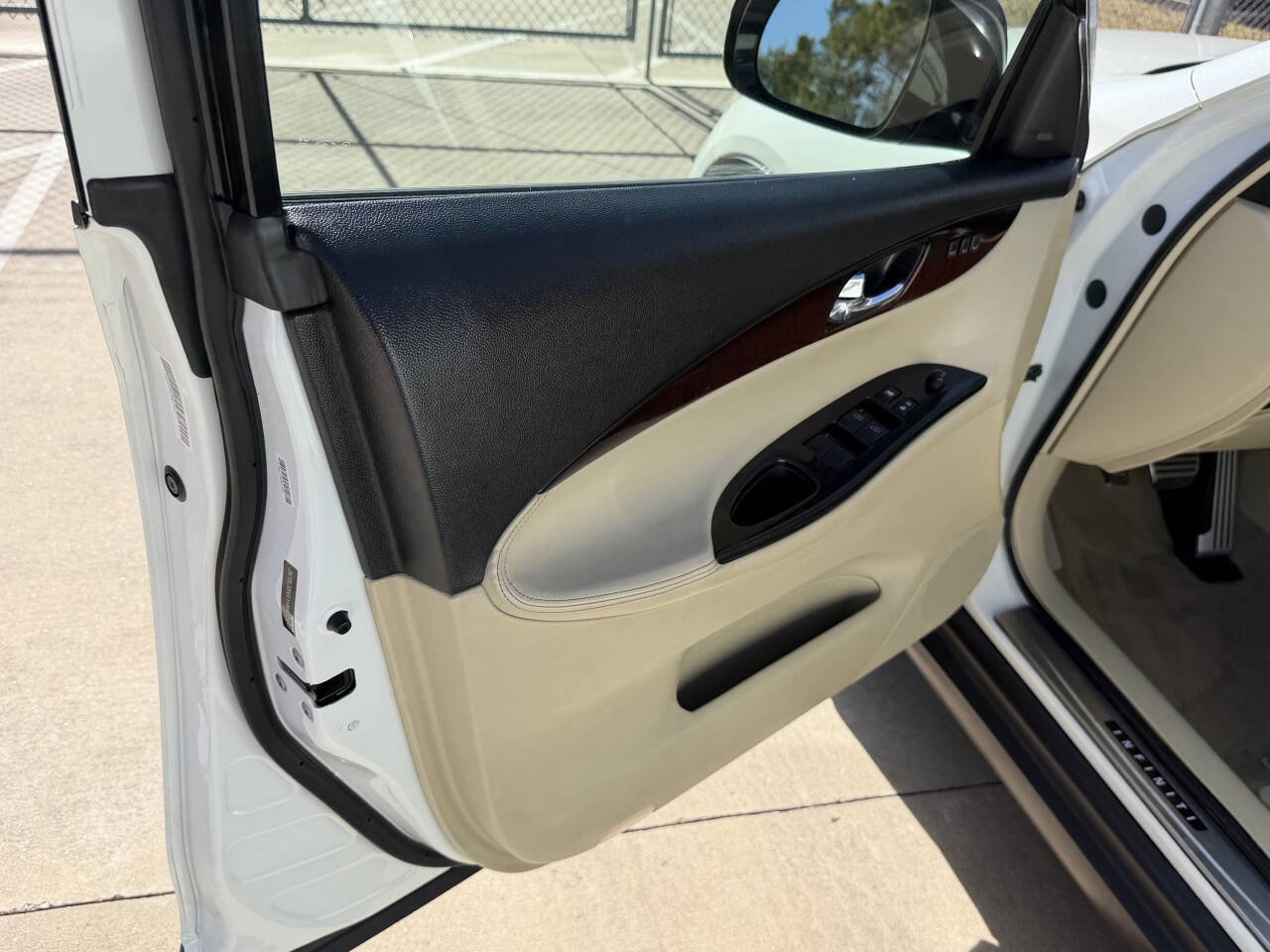 Used Car 2017 Infiniti Qx50  Base Awd 4dr Crossover For Sale Under $15,000 In Austin, Texas