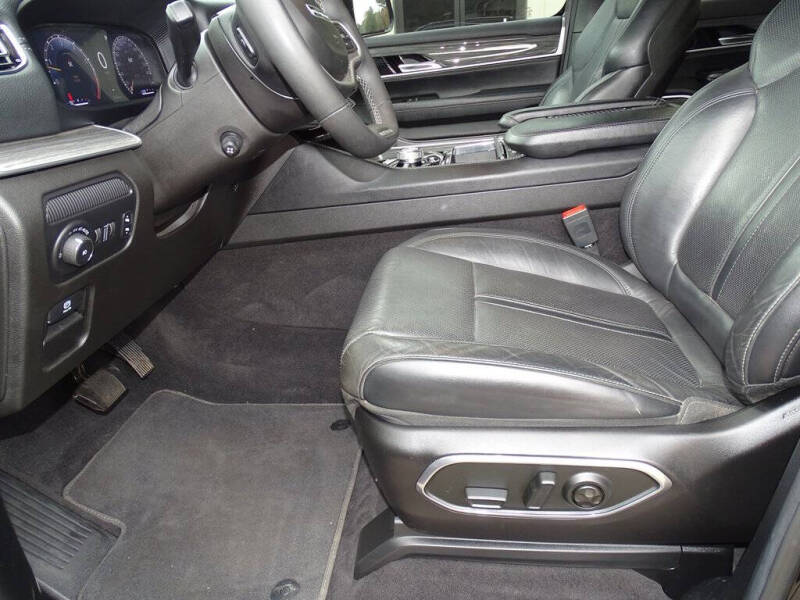 2022 Jeep Wagoneer Series II