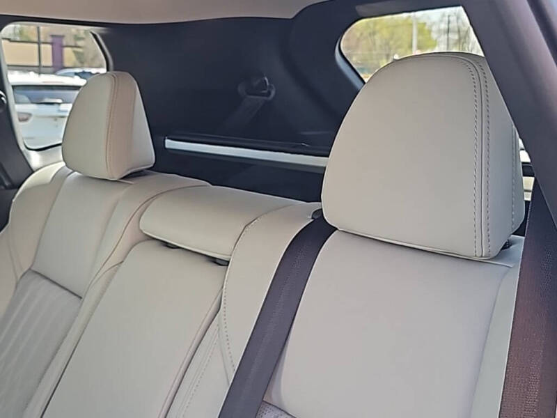 2025 Mitsubishi Outlander SEL Platinum Edition