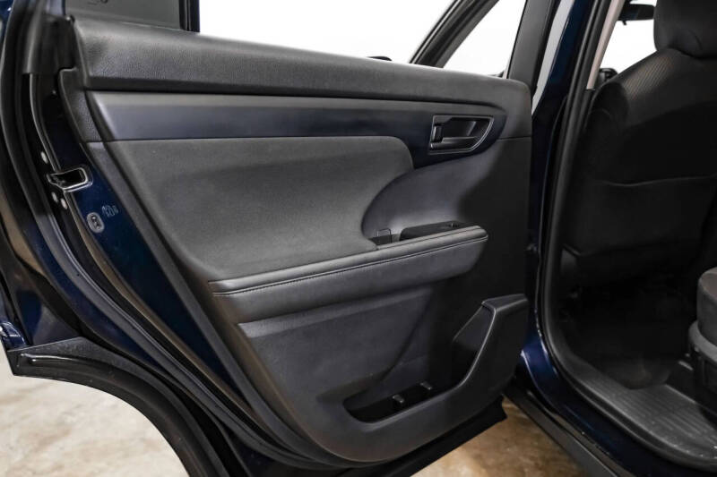 2020 Toyota Highlander L