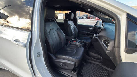 2018 Chrysler Pacifica Touring L Plus