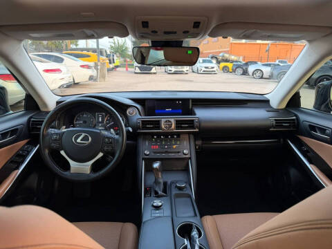2020 Lexus IS 300
