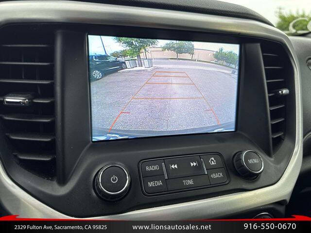 2019 GMC Acadia SLT-1