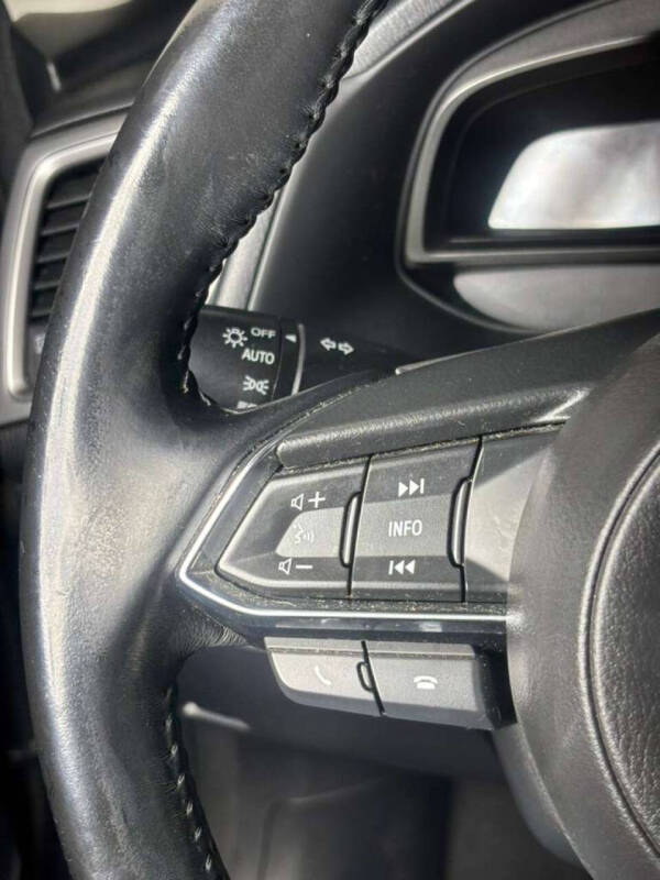 2018 Mazda MAZDA3 Touring