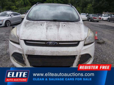 2016 Ford Escape SE