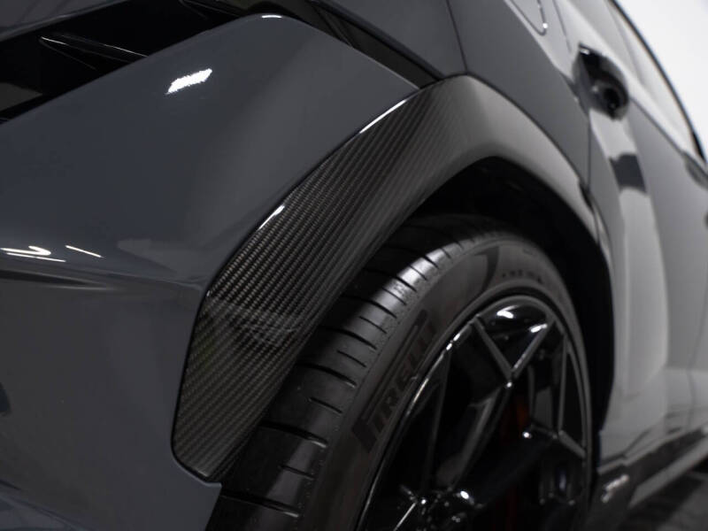 2024 Lamborghini Urus Performante
