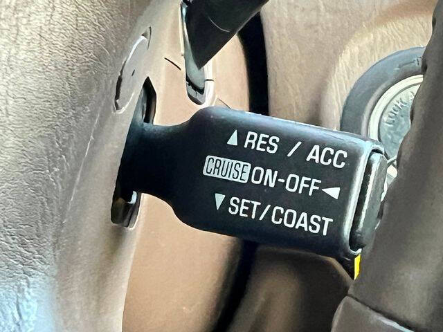 2001 Toyota Camry LE V6