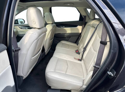 2017 Cadillac XT5 Luxury