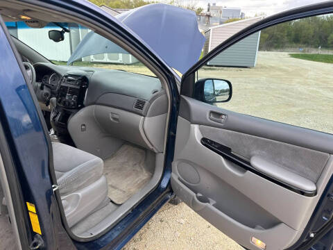 2004 Toyota Sienna