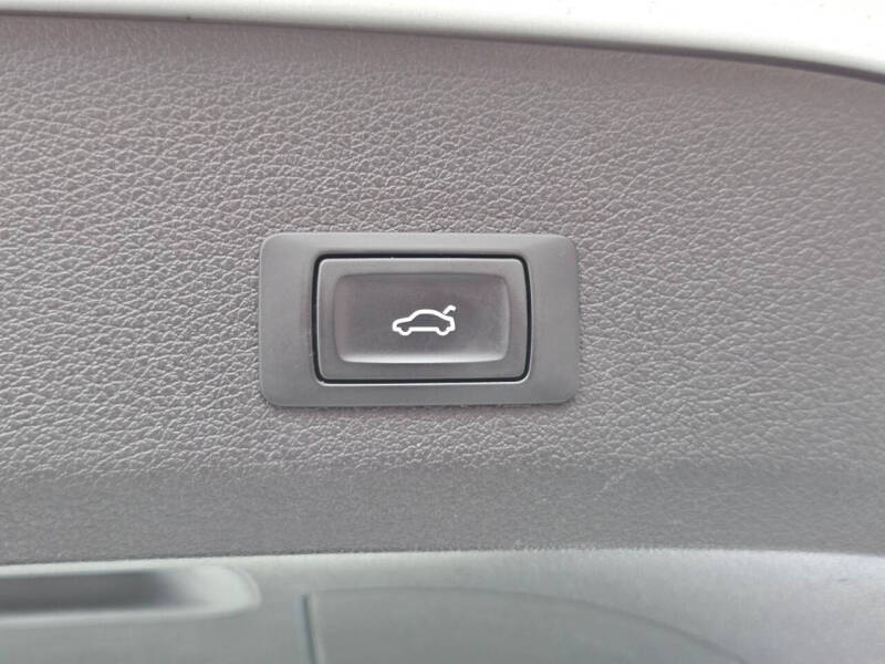 2015 Audi Q7 3.0T quattro Premium Plus