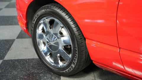 2002 Ford Thunderbird Deluxe