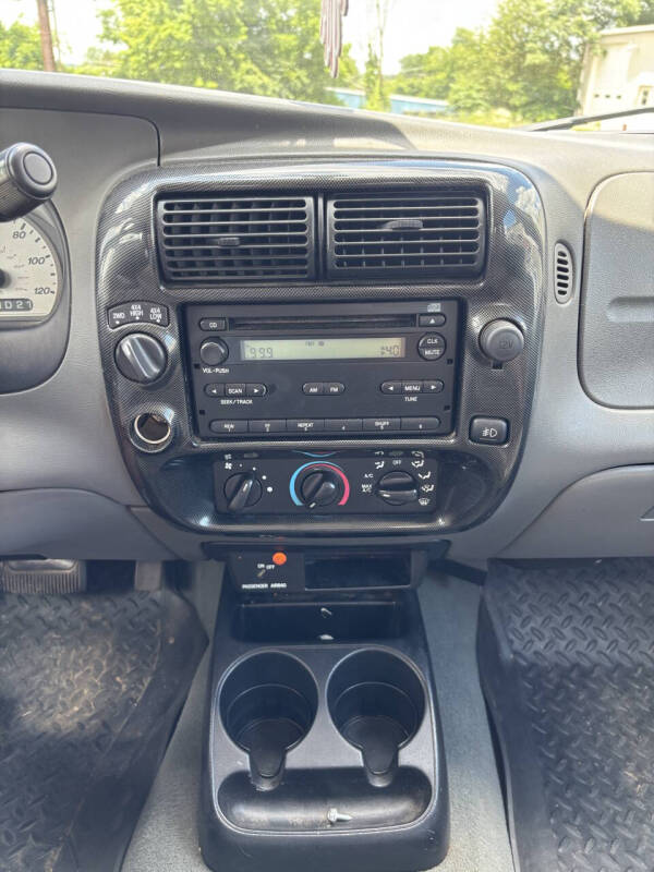 2004 Mazda B-Series B4000