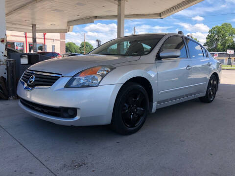 2008 Nissan Altima for sale at JE Auto Sales LLC in Indianapolis IN