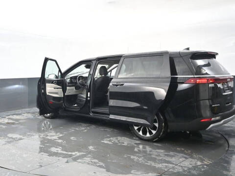 2024 Kia Carnival EX