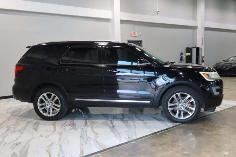 2017 Ford Explorer for sale at IMD MOTORS, INC in Dallas, TX