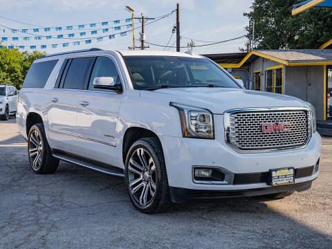 2017 GMC Yukon XL Denali