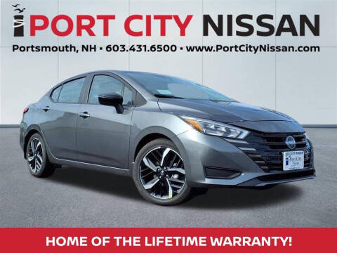 2025 Nissan Versa SR