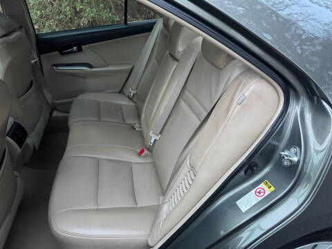 2012 Toyota Camry Hybrid