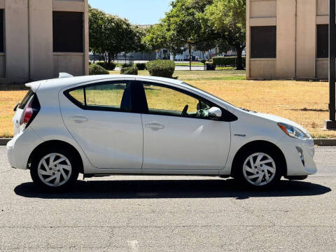 2015 Toyota Prius c