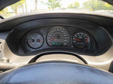 2005 Chevrolet Monte Carlo LS