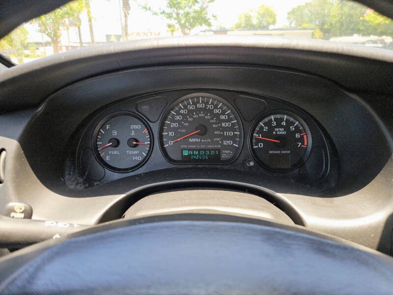 2005 Chevrolet Monte Carlo LS