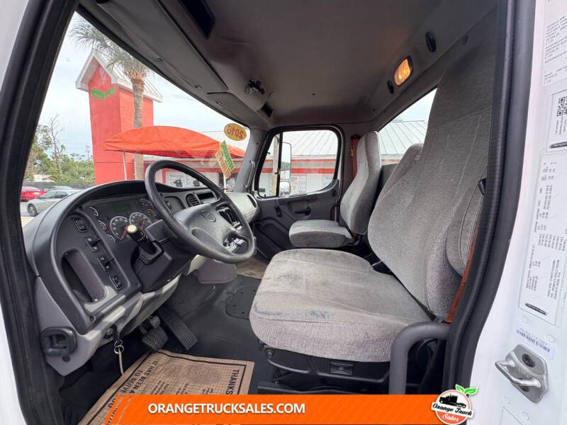 2016 Freightliner M2 106