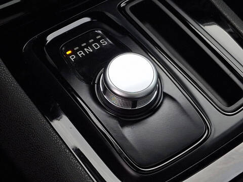 2023 Chrysler 300 S V6