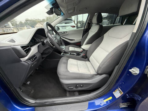 2020 Hyundai Ioniq Hybrid SE