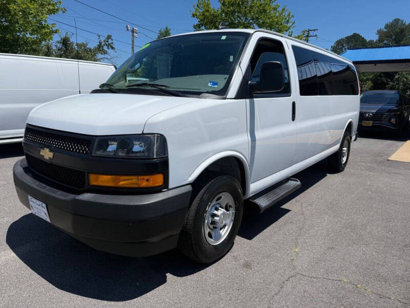 2023 Chevrolet Express LS 3500