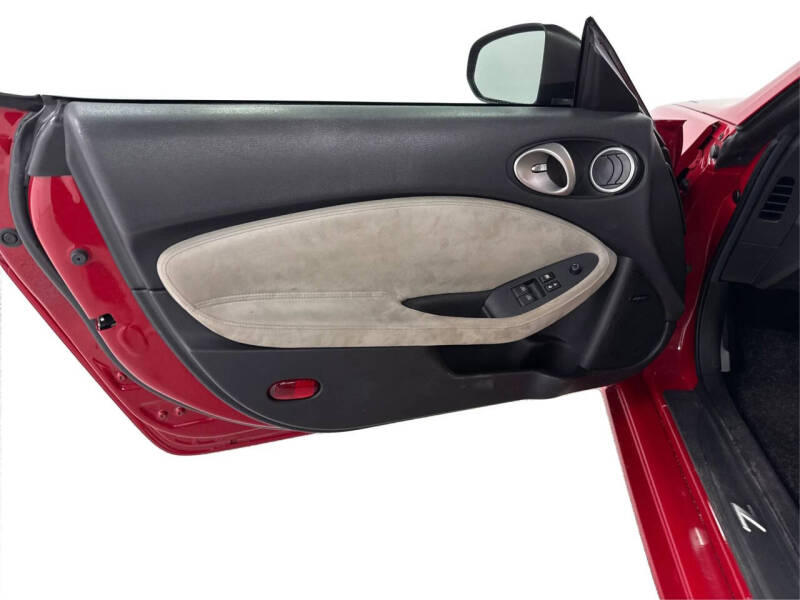 2009 Nissan 370Z Touring