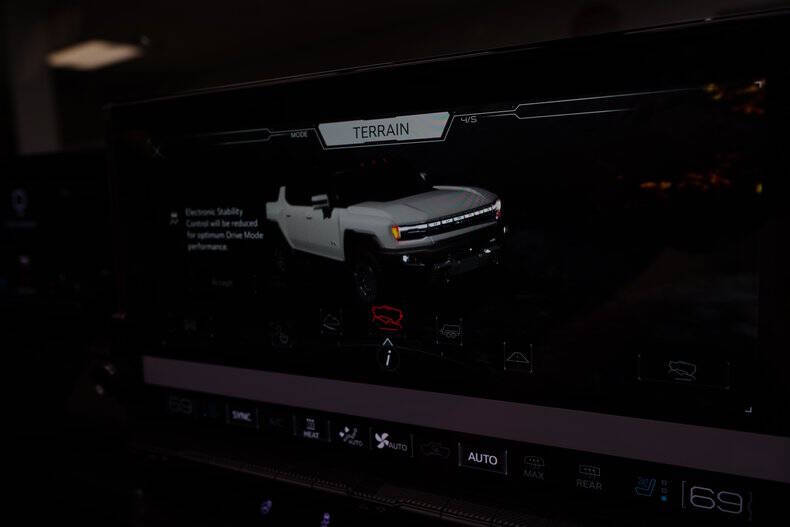 2024 GMC HUMMER EV 3X