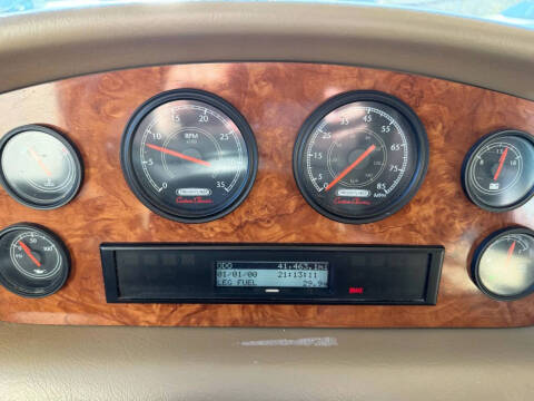 2012 Freightliner XCS Chassis