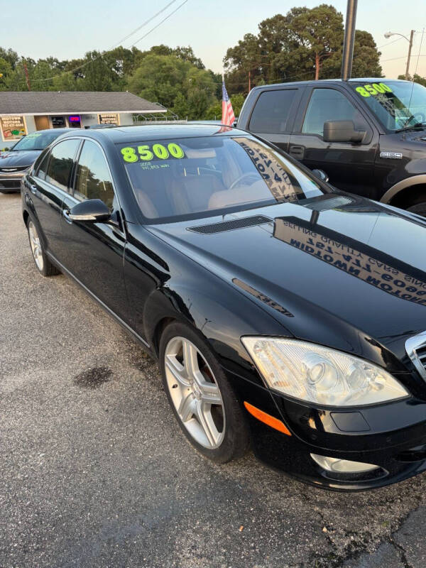 2008 Mercedes-Benz 560-Class