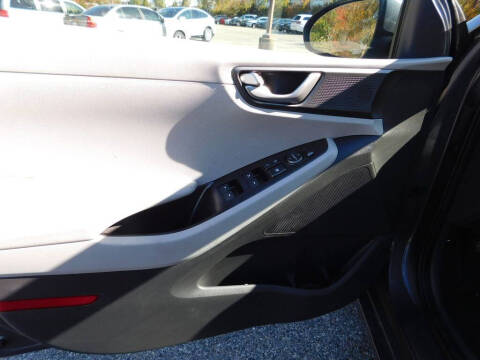 2020 Hyundai Ioniq Hybrid SE