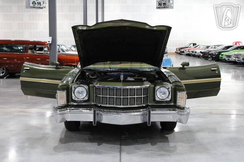 1976 Ford Torino
