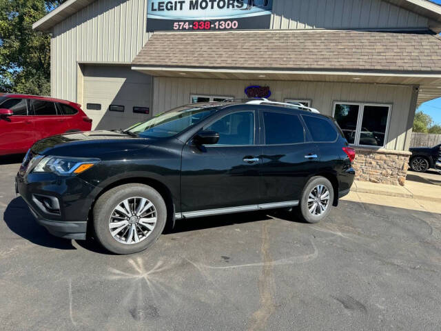 2017 Nissan Pathfinder for sale at Legit Motors in Elkhart, IN