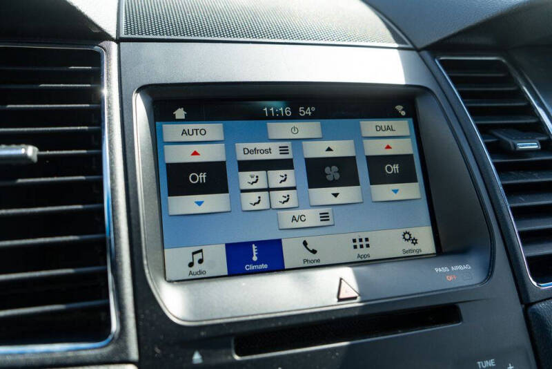 2019 Ford Taurus SEL