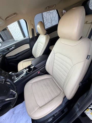 2017 Ford Edge SEL
