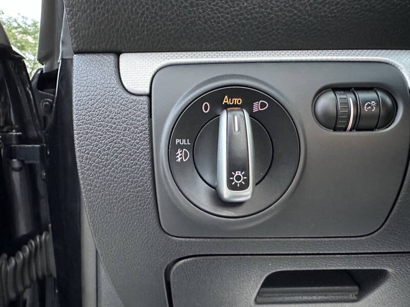 2015 Volkswagen Eos Executive Edition SULEV