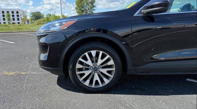 2021 Ford Escape Titanium