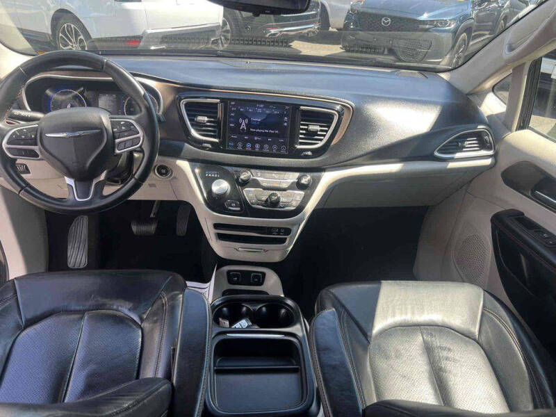 2018 Chrysler Pacifica Touring L