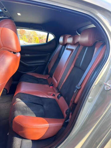 2024 Mazda Mazda3 Hatchback 2.5 Carbon Turbo