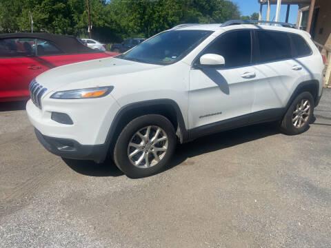 2015 Jeep Cherokee for sale at GALANTE AUTO SALES LLC in Aston PA
