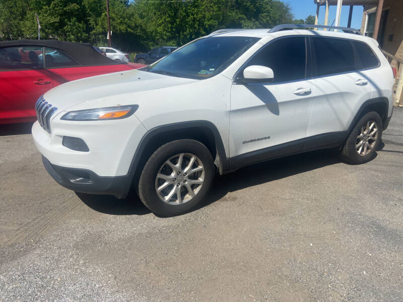 2015 Jeep Cherokee for sale at GALANTE AUTO SALES LLC in Aston PA